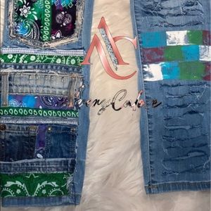 Bandana style painted jeans🔥🔗